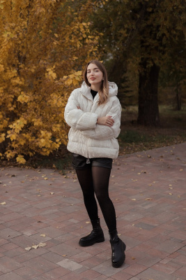 Короткий пуховик